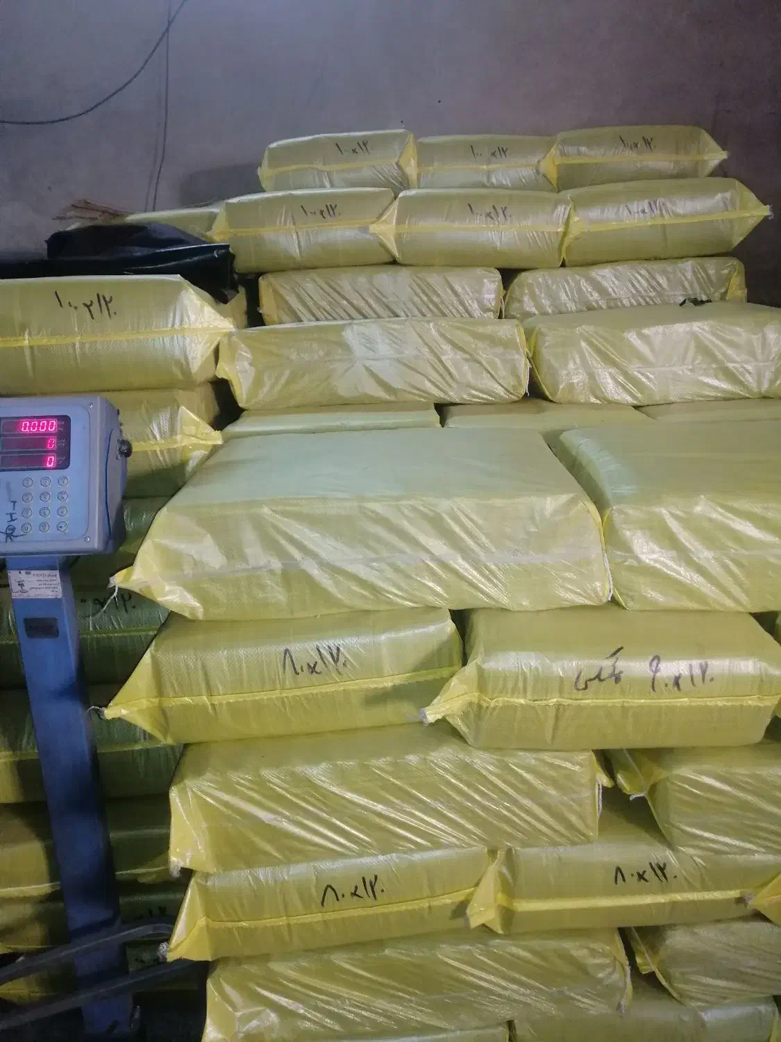 نایلون کیسه زباله فله|ظروف نگهدارنده، پلاستیکی، یک‌بارمصرف|کهریزک, |دیوار