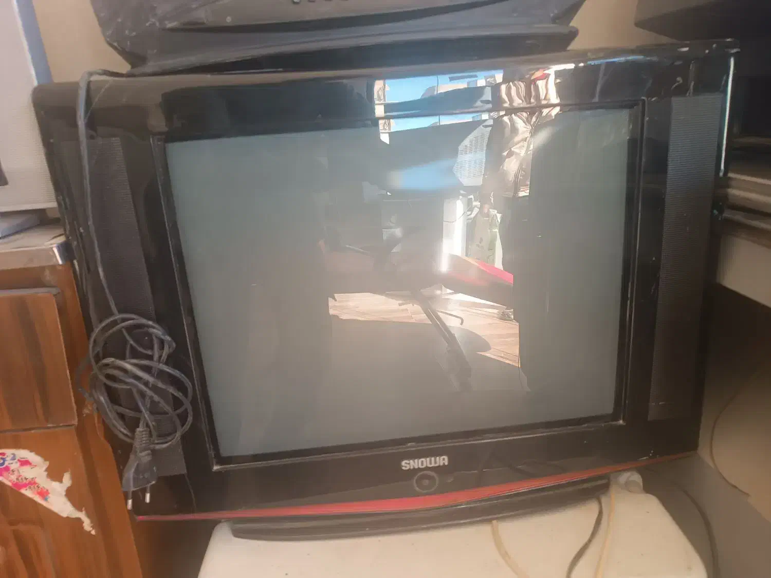 تلویزیون ۲۴اینج کنترلدار|تلویزیون و پروژکتور|پارسآباد, |دیوار