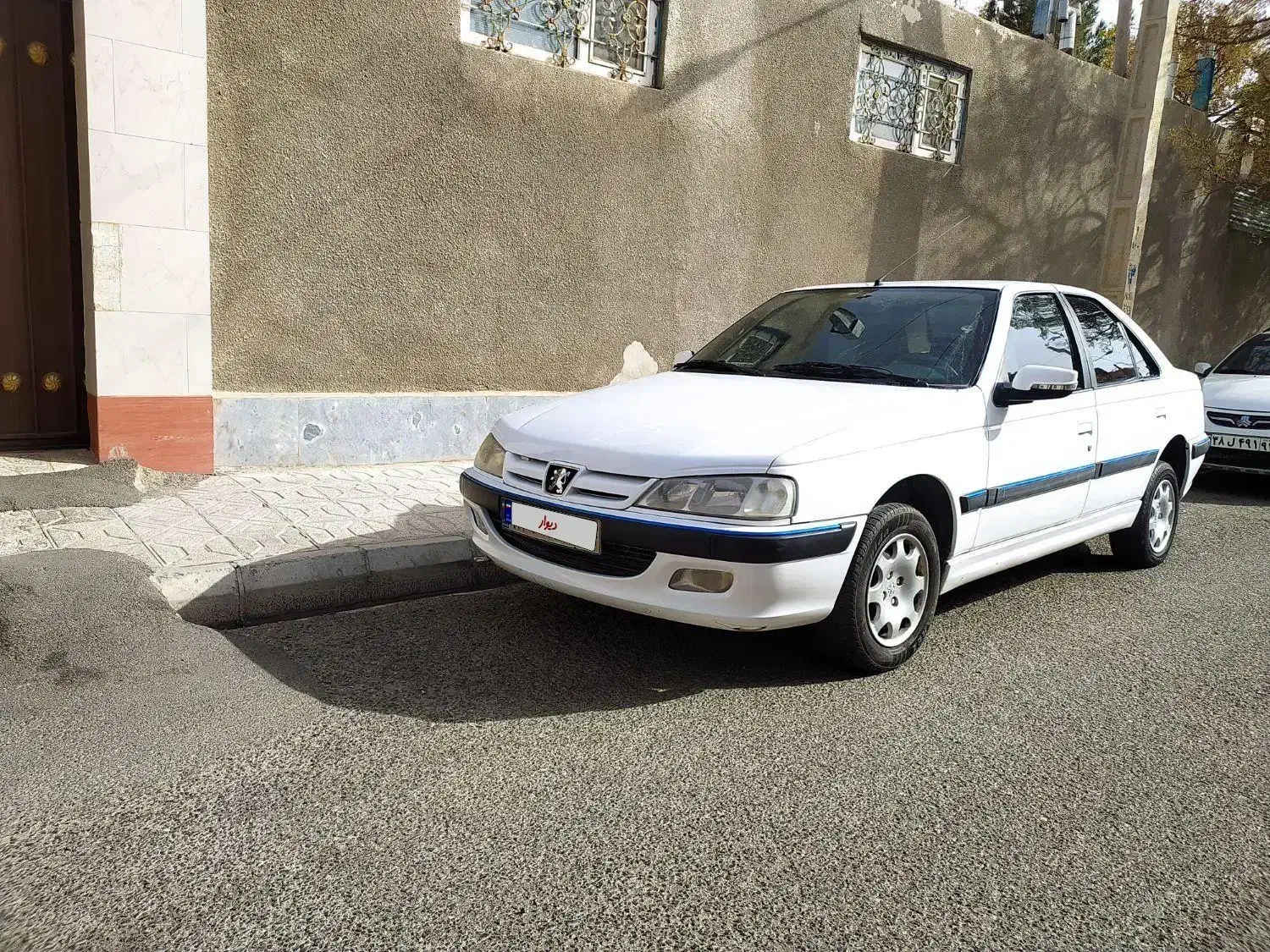 پارس ۱۴۰۰|خودرو سواری و وانت|تربتحیدریه, حسنی بالا|دیوار