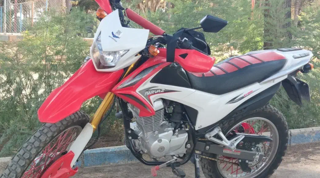 پرواز ۲۰۰gy مدل ۴۰۴|موتورسیکلت|کاشان, راوند|دیوار