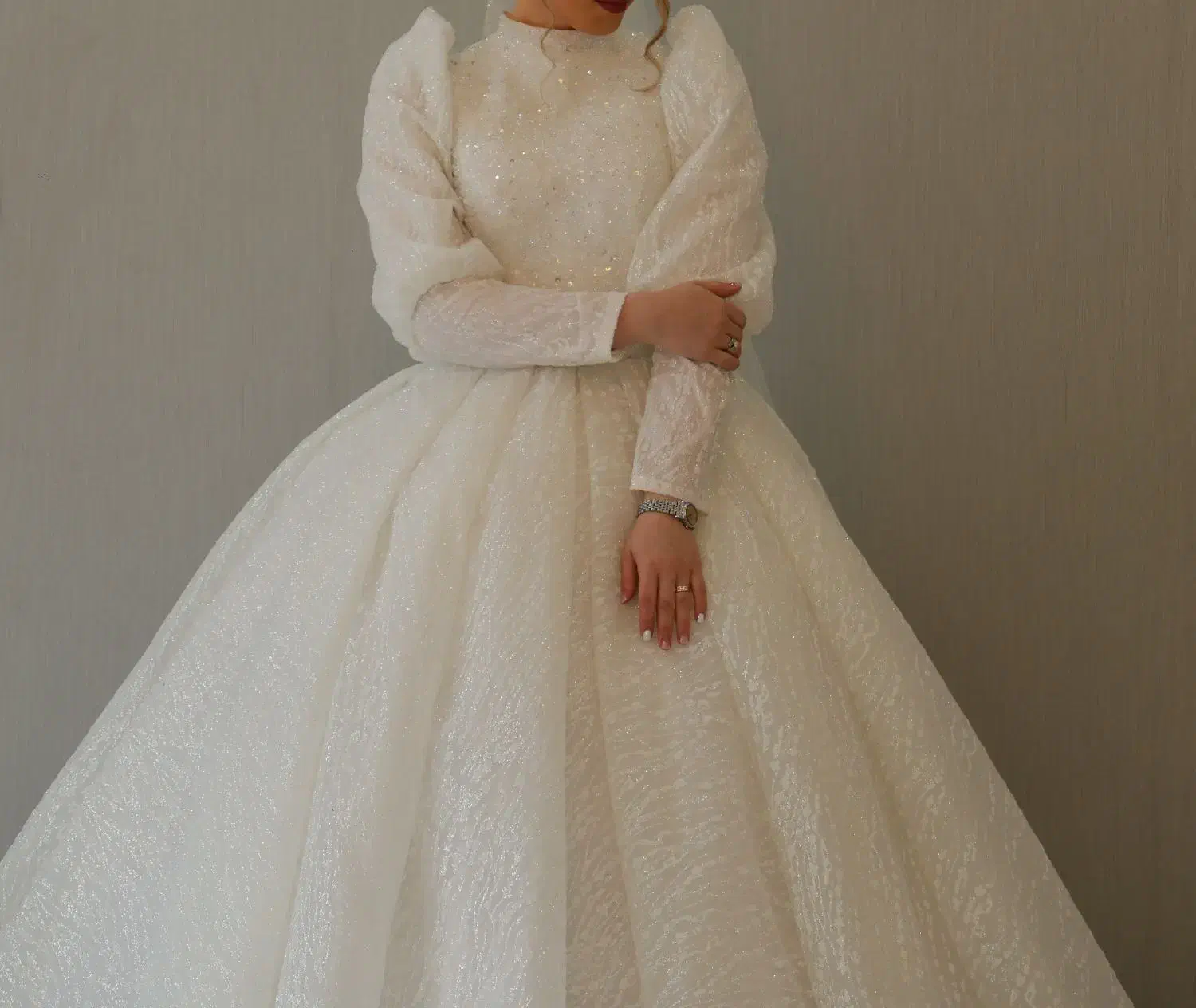 لباس عروس شاین کریستال دوزی شده|لباس|پردیس, فاز ۳|دیوار