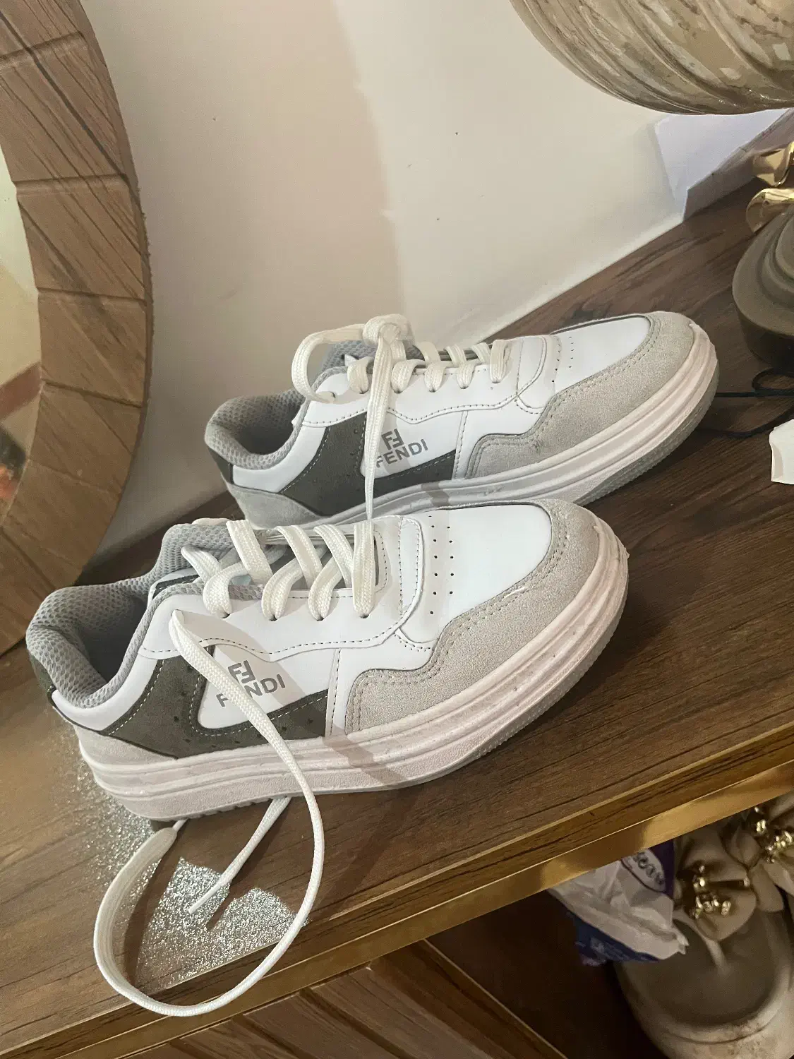 کفش و پوتین|کیف، کفش، کمربند|مرند, |دیوار