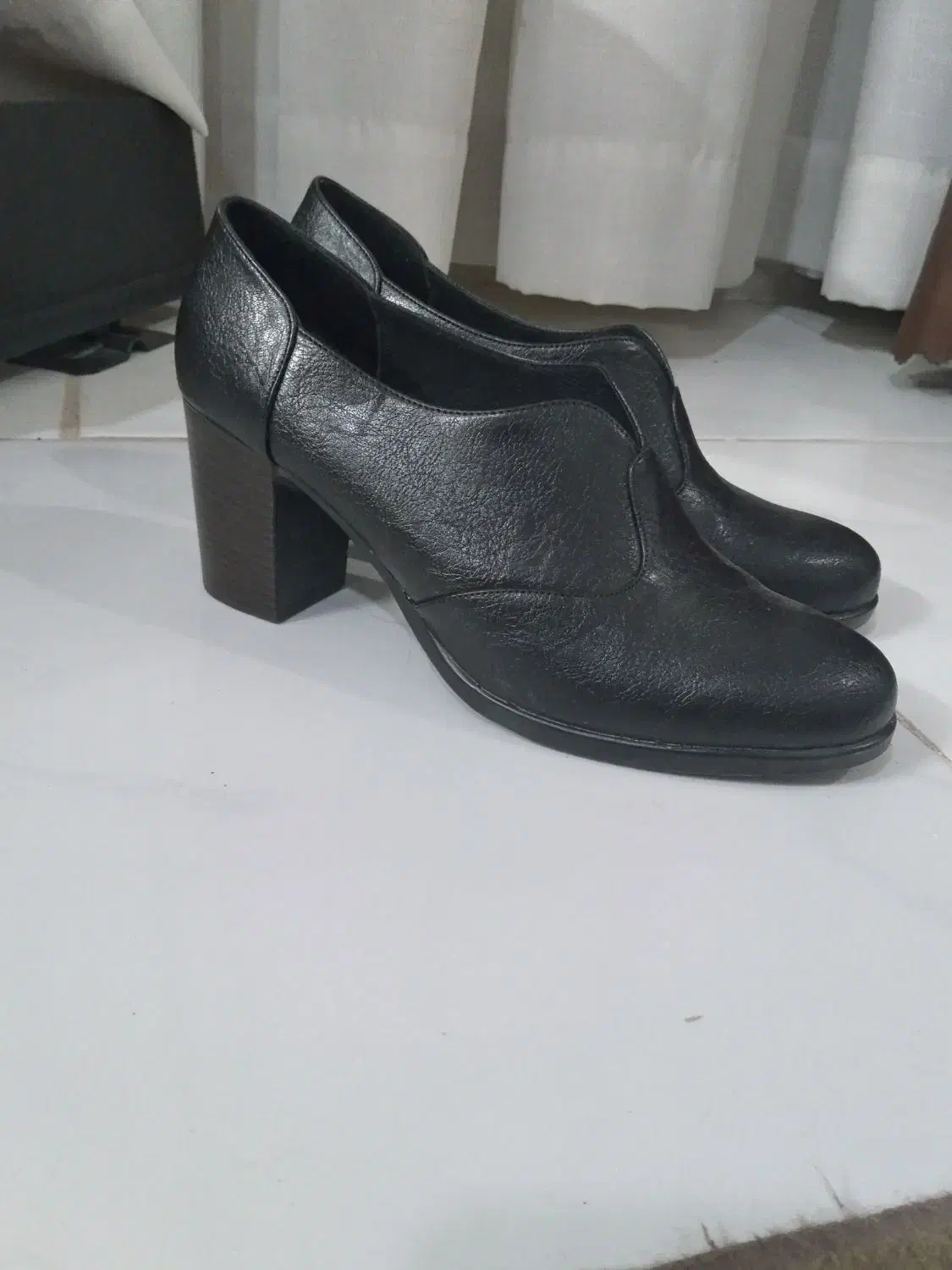 یک جفت کفش|لباس|بیرجند, |دیوار