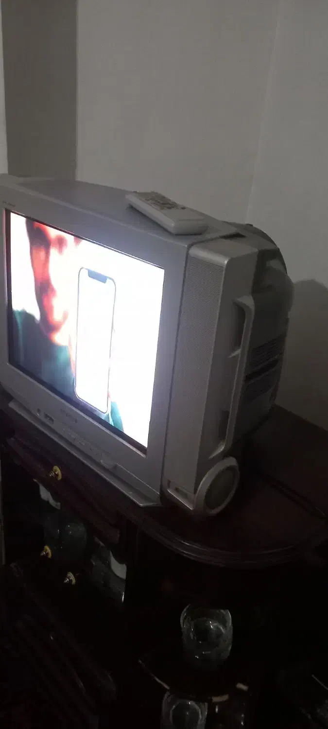 تلویزیون ۲۱ اینچ سالم وتمیز سامسونگ|تلویزیون و پروژکتور|گرگان, |دیوار