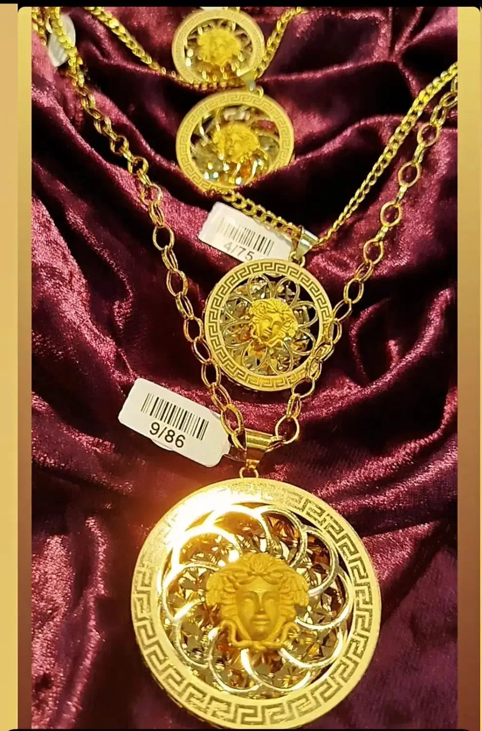 مدال و انگشتر ورساچه اجرت پایین|جواهرات|دزفول, |دیوار