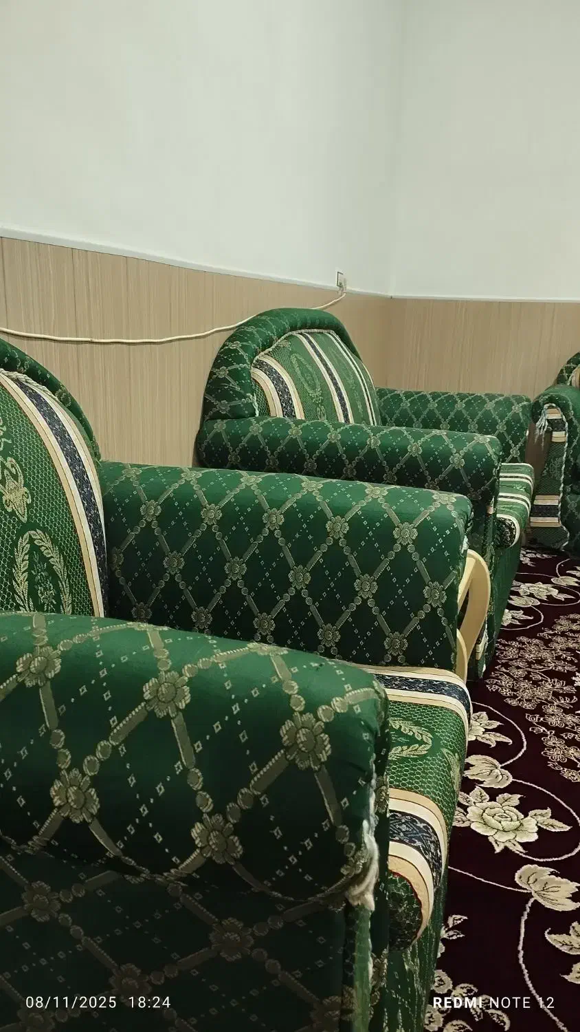 مبل راحتی هفت نفره|مبلمان خانگی و میز عسلی|چاراویماق, |دیوار