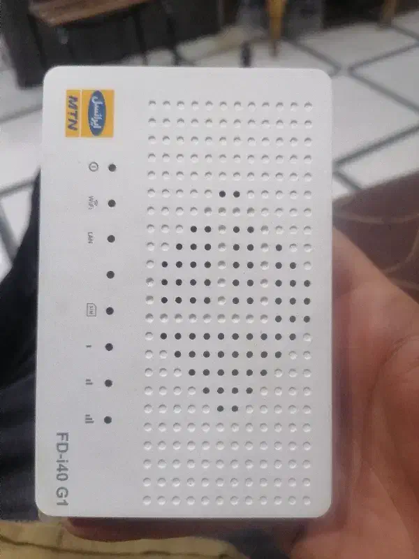 مودم i40 ایرانسل|مودم و تجهیزات شبکه|اهواز, فاز ۲ پادادشهر|دیوار