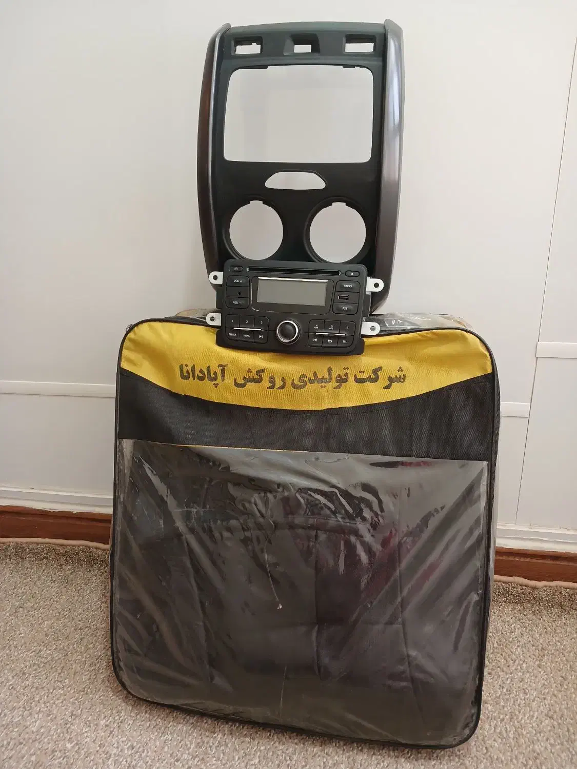 روکش صندلی ماشین اکسنت و ضبط وقاب ماشین رنوداستر|قطعات یدکی و لوازم جانبی|آبادان, |دیوار