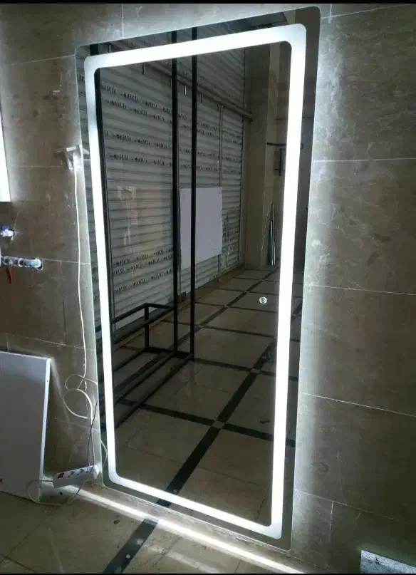 آینه قدی نور دار|آینه|تهران, مجیدیه|دیوار