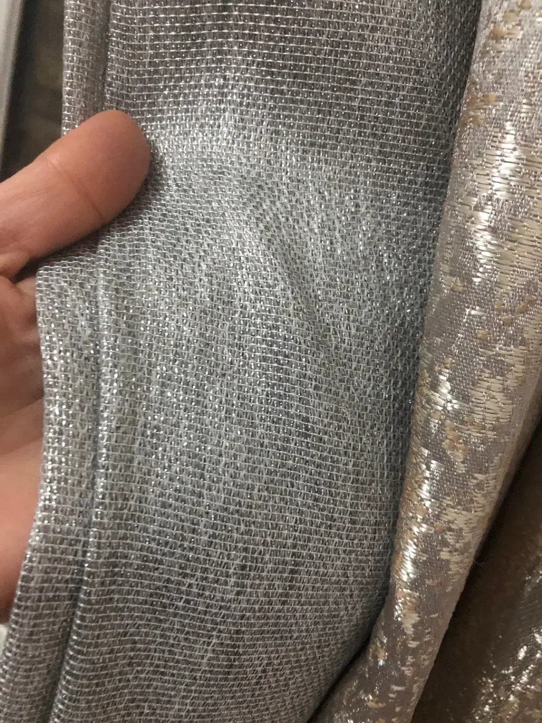 پرده|پرده، رانر، رومیزی|فردیس, منظریه|دیوار