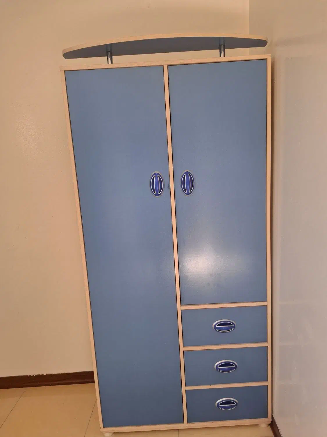 کمد|جاکفشی، کمد، دراور|اصفهان, شاهد|دیوار