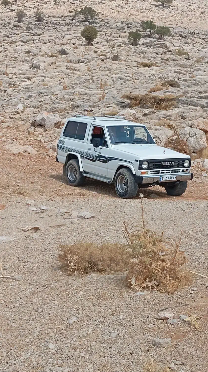 نیسان پاترول 2 در 4 سیلندر، مدل ۱۹۹۳|خودرو سواری و وانت|یاسوج, |دیوار