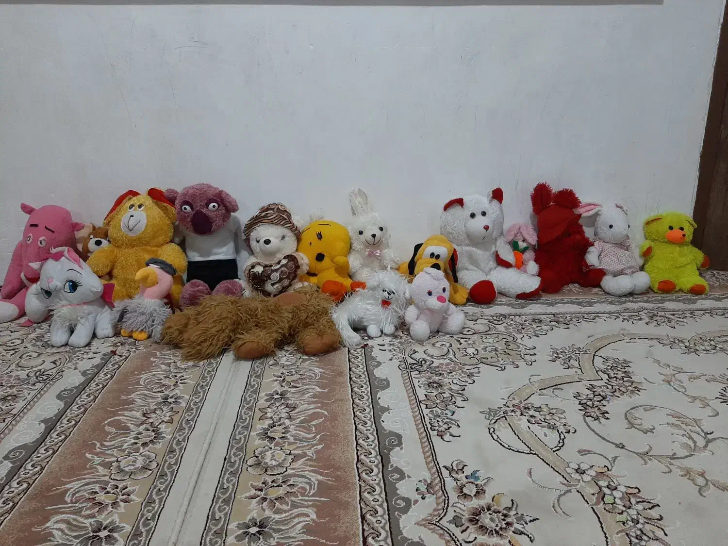 تعدادی عروسک فروشی|اسباب‌‌بازی|کرمانشاه, |دیوار