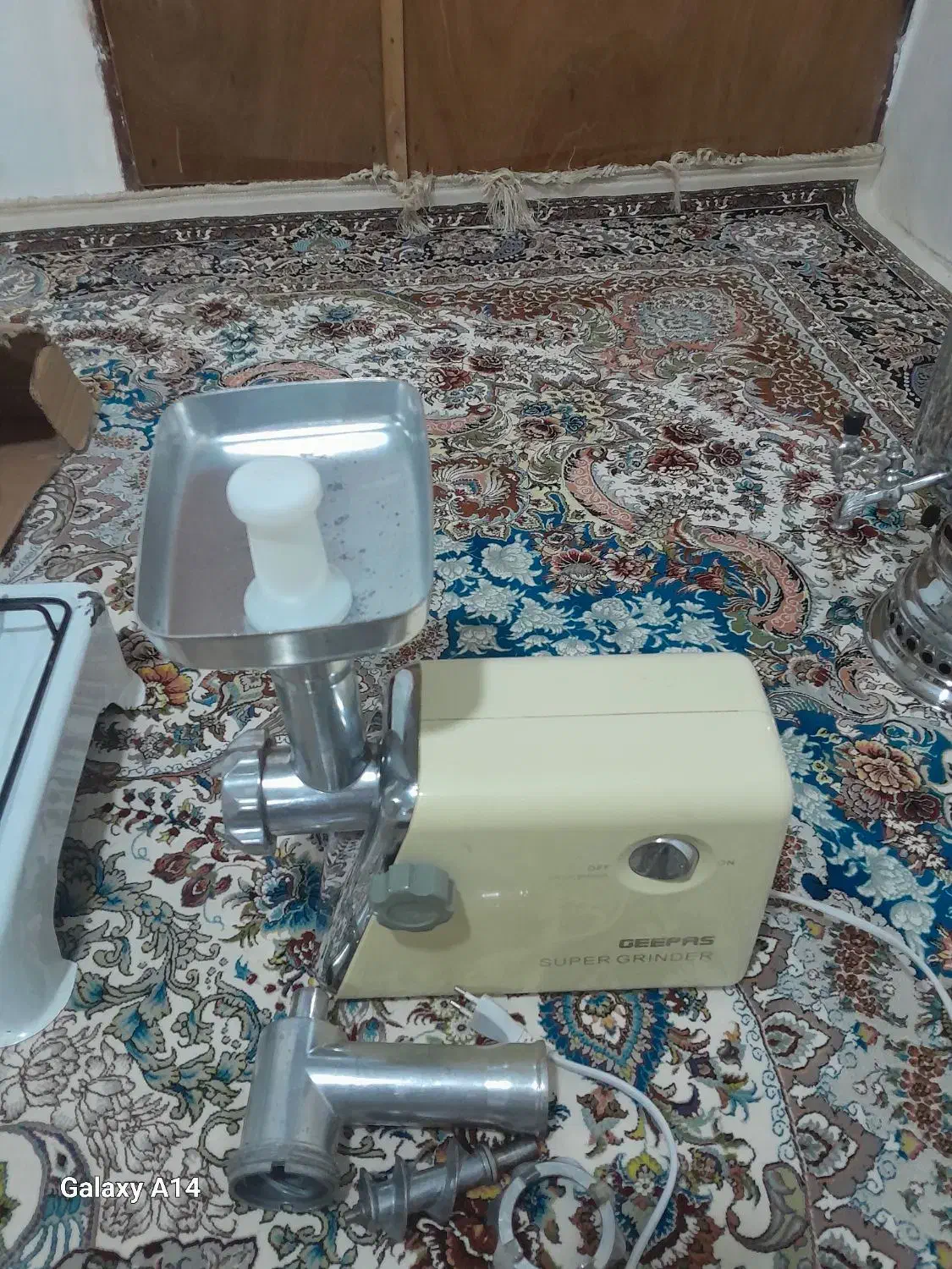 سماور،گاز،چرخ گوشت|سماور، چای‌ساز، قهوه‌ساز|سردشت, |دیوار