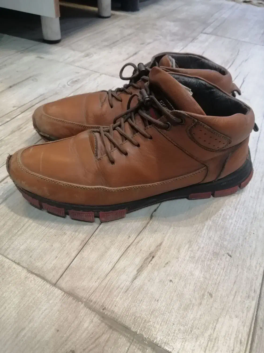 کفش چرم|کیف، کفش، کمربند|اسفراین, |دیوار