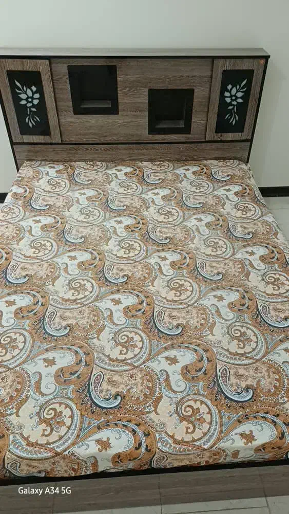 تختخواب دونفره|تخت و سرویس خواب|فولادشهر, C8|دیوار