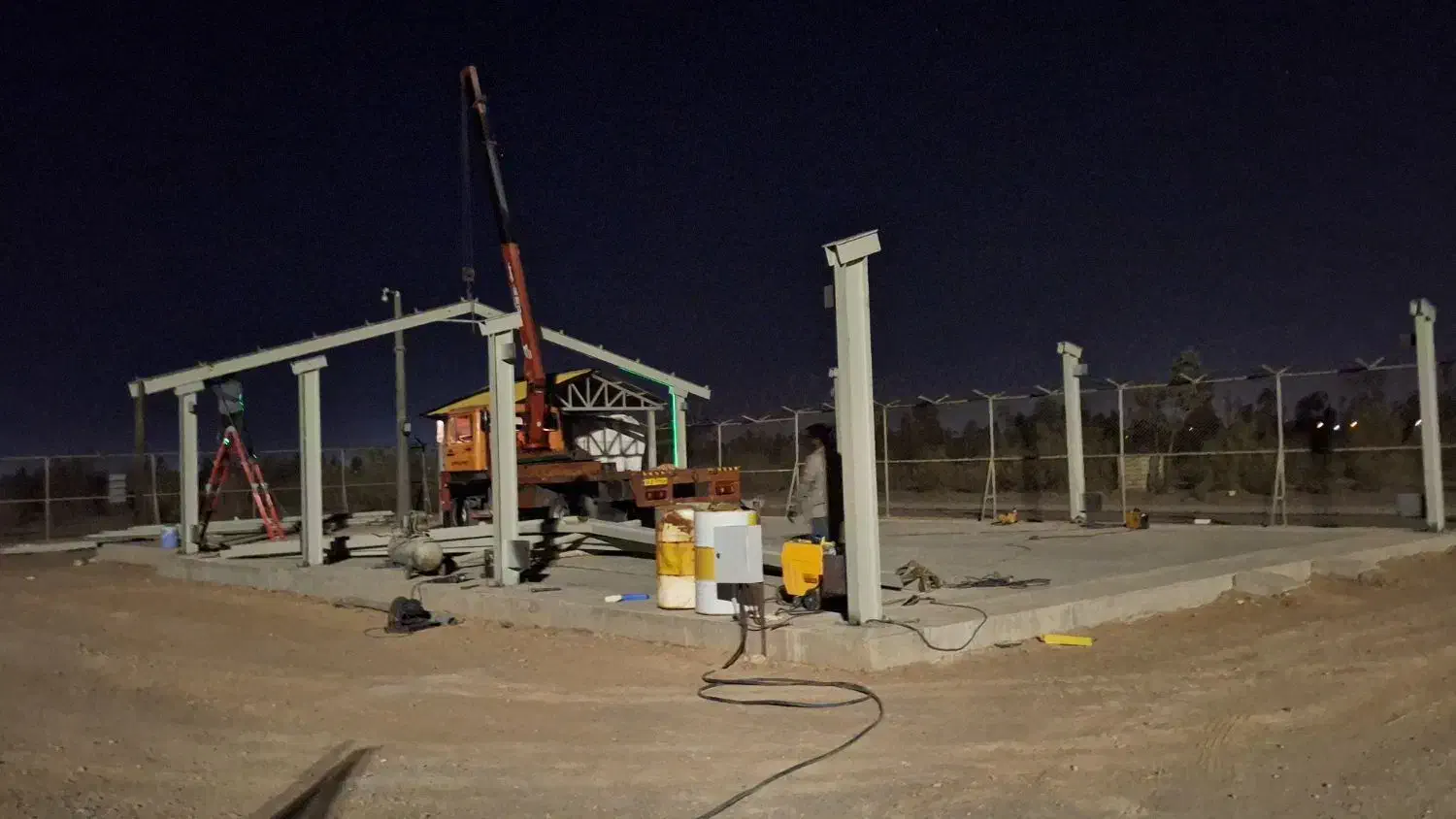 جرثقیل خاور ۳تن بالابر|خدمات حمل و نقل|یزد, |دیوار