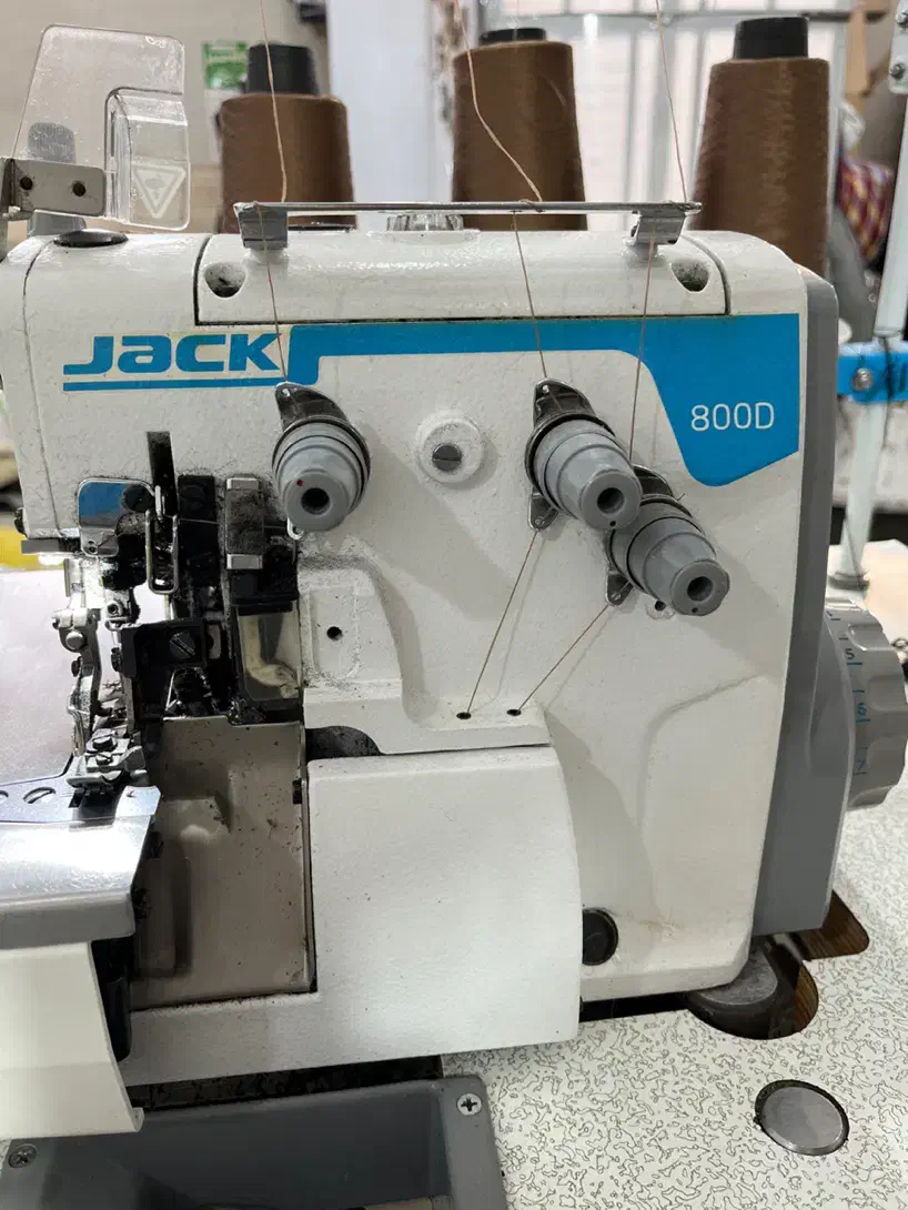 سردوز جک ee3|چرخ خیاطی و ریسندگی|بومهن, |دیوار