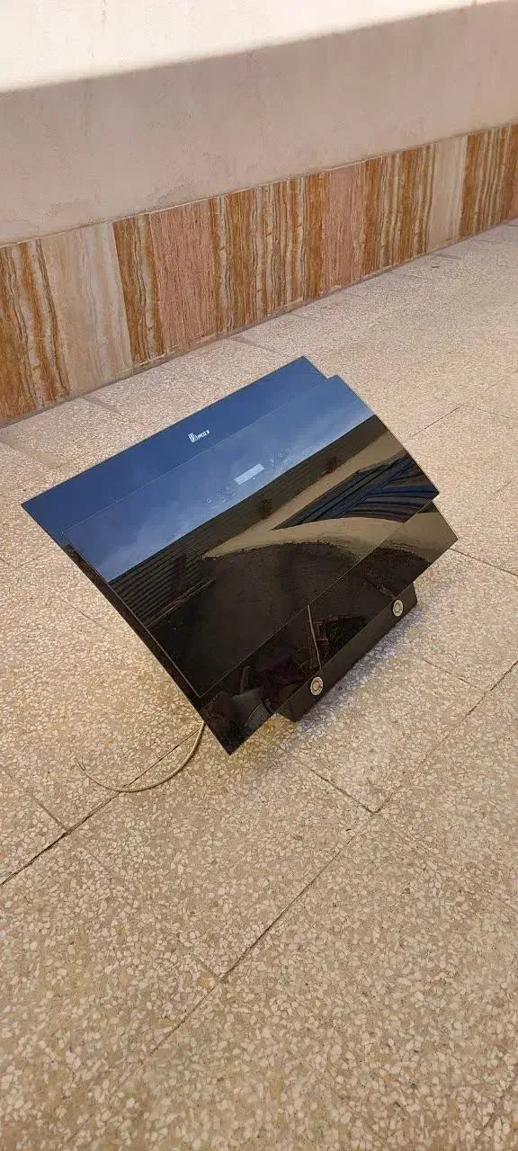 هود بیمکث|هود|فلاورجان, |دیوار