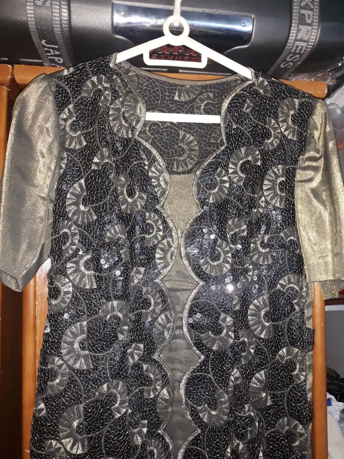 لباس مجلسی زنانه|لباس|گلبهار, شهر جدید گلبهار|دیوار