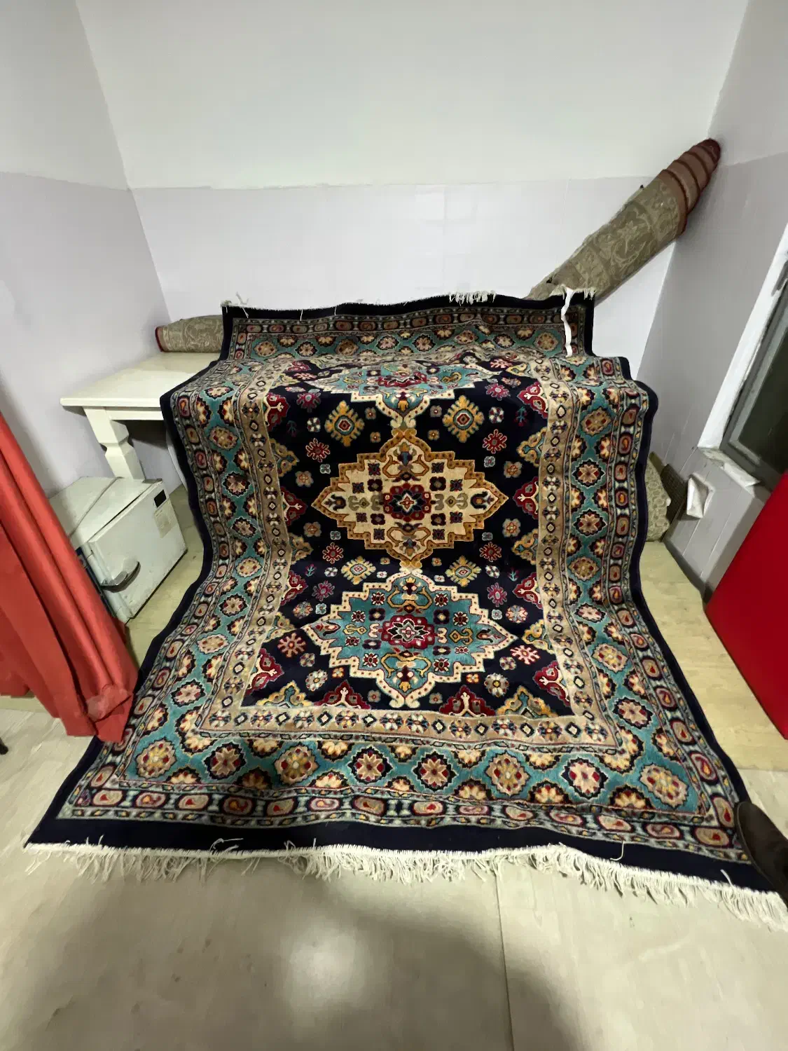 فرش ۶ متری|فرش|ساری, |دیوار