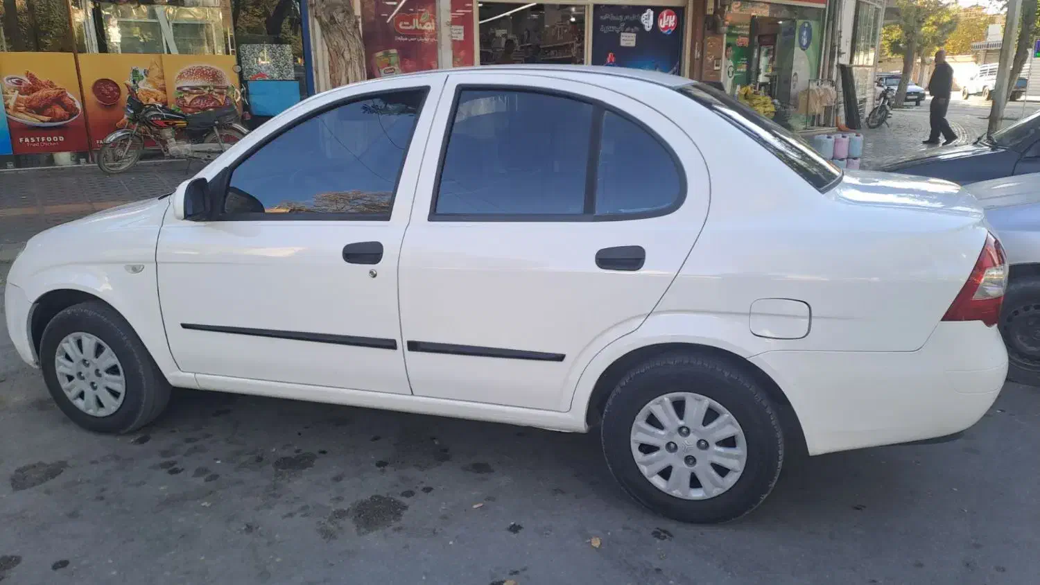 تیبا1 همراه بامانیتورودوربین دنده عقب|خودرو سواری و وانت|شهرکرد, |دیوار