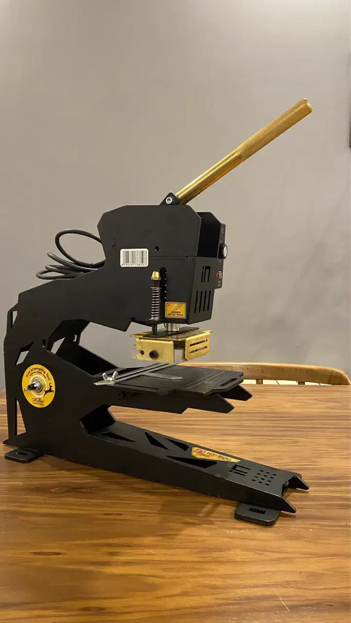 دستگاه چاپ طلاکوب و حک داغی|ماشین‌آلات صنعتی|تهران, نیروی هوایی (پیروزی)|دیوار