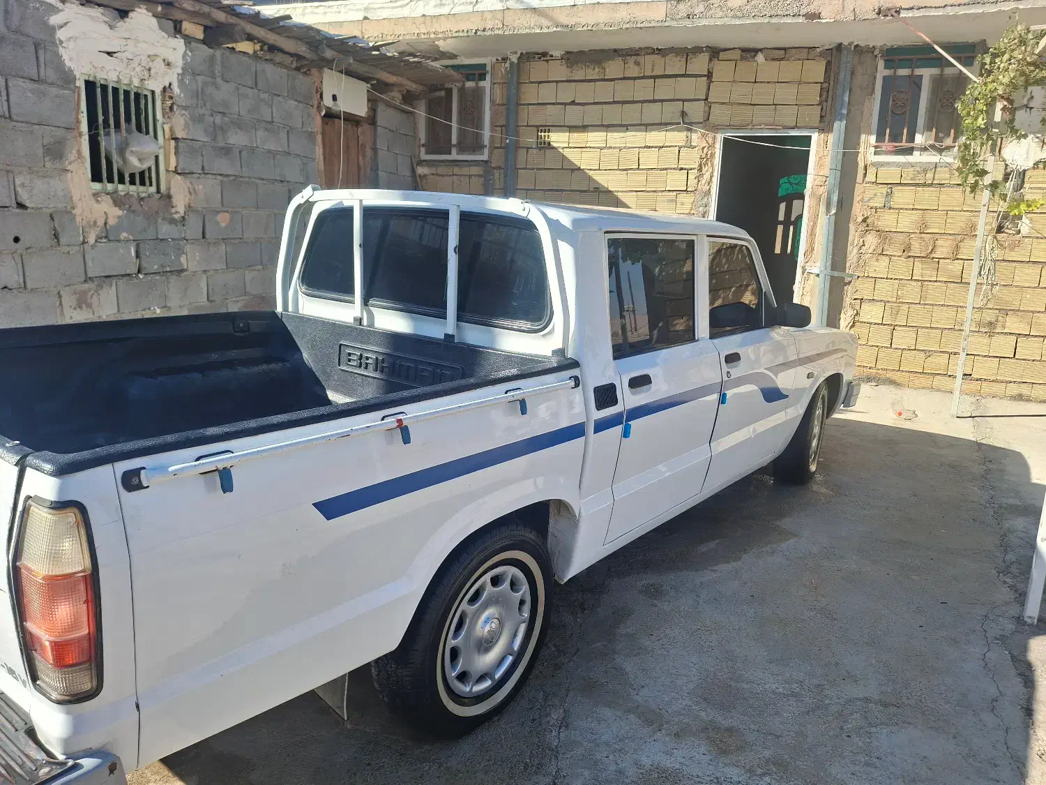 مزدا دوکابین ۲۰۰۰|خودرو سواری و وانت|لردگان, |دیوار