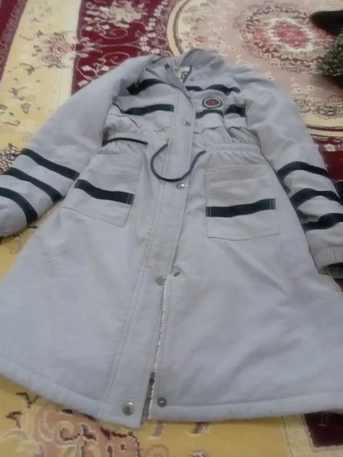 لباس|لباس|لیلان, |دیوار