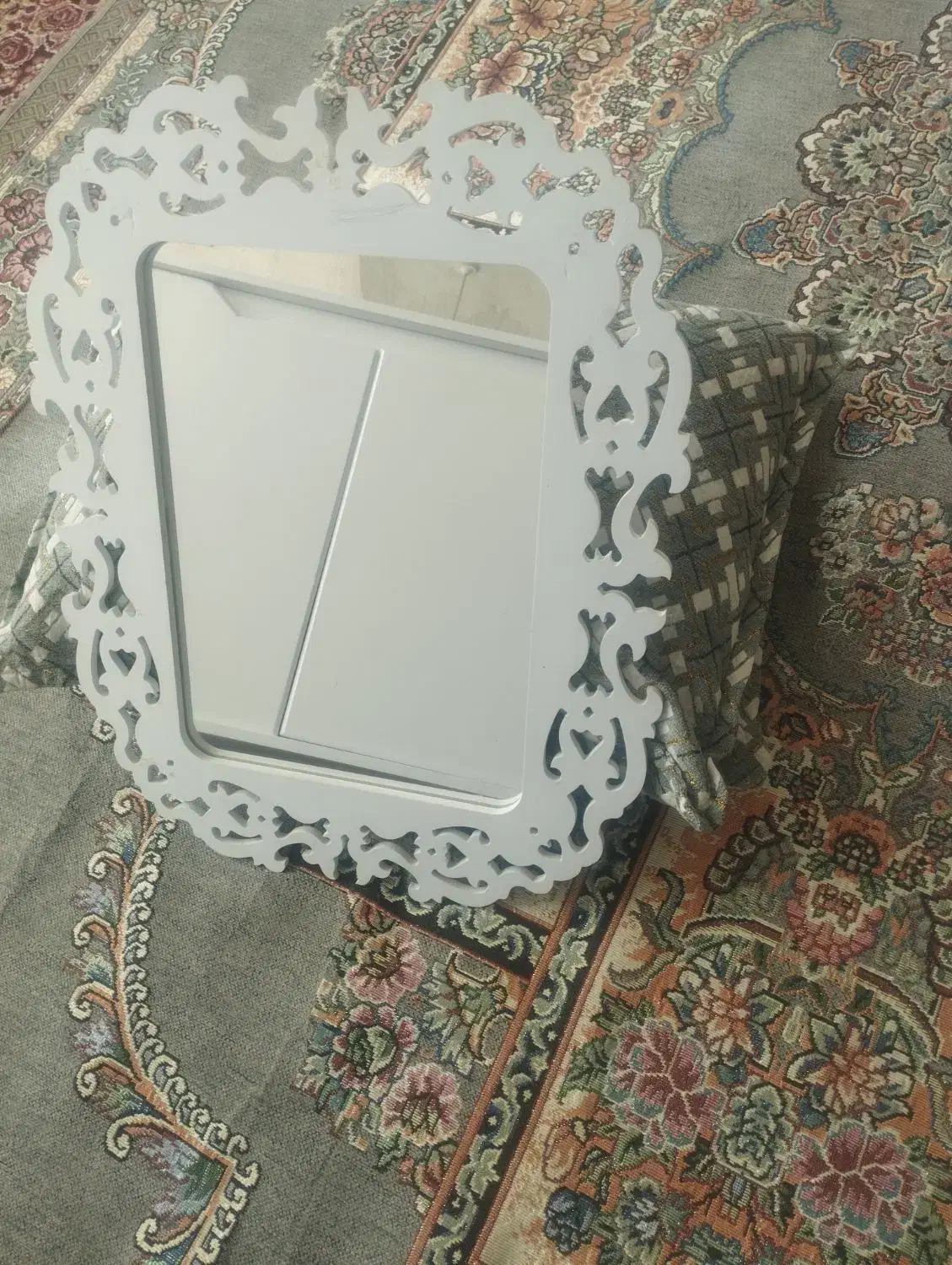 آینه|آینه|کوهدشت, |دیوار