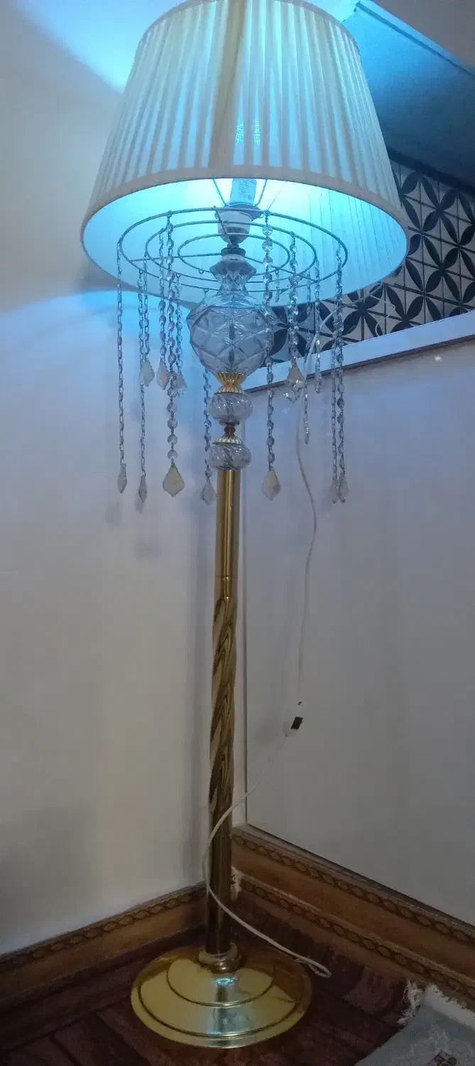 آباژور سالم|چراغ خواب و آباژور|تاکستان, |دیوار