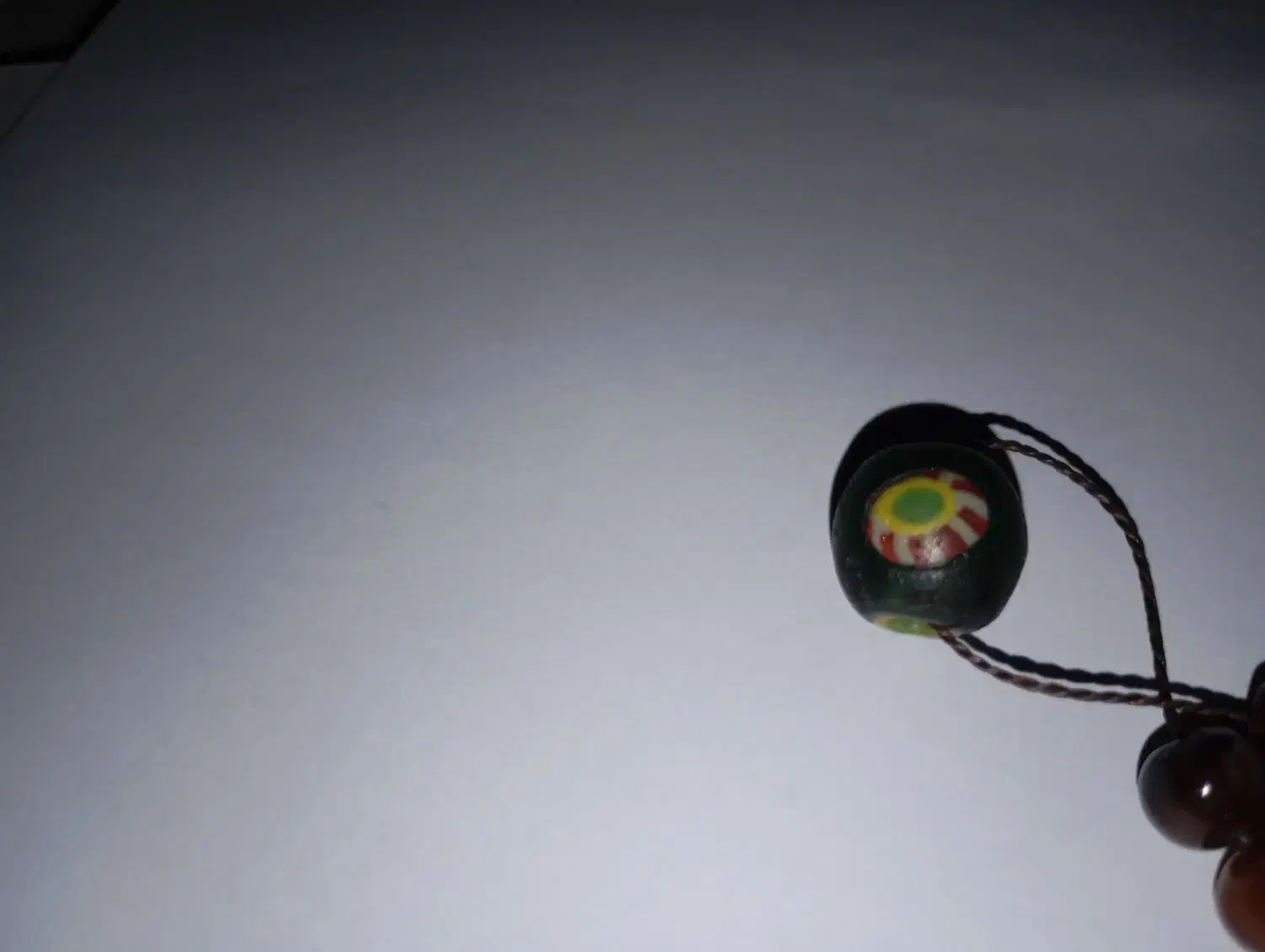 مهره اتیغه|جواهرات|شوشتر, |دیوار