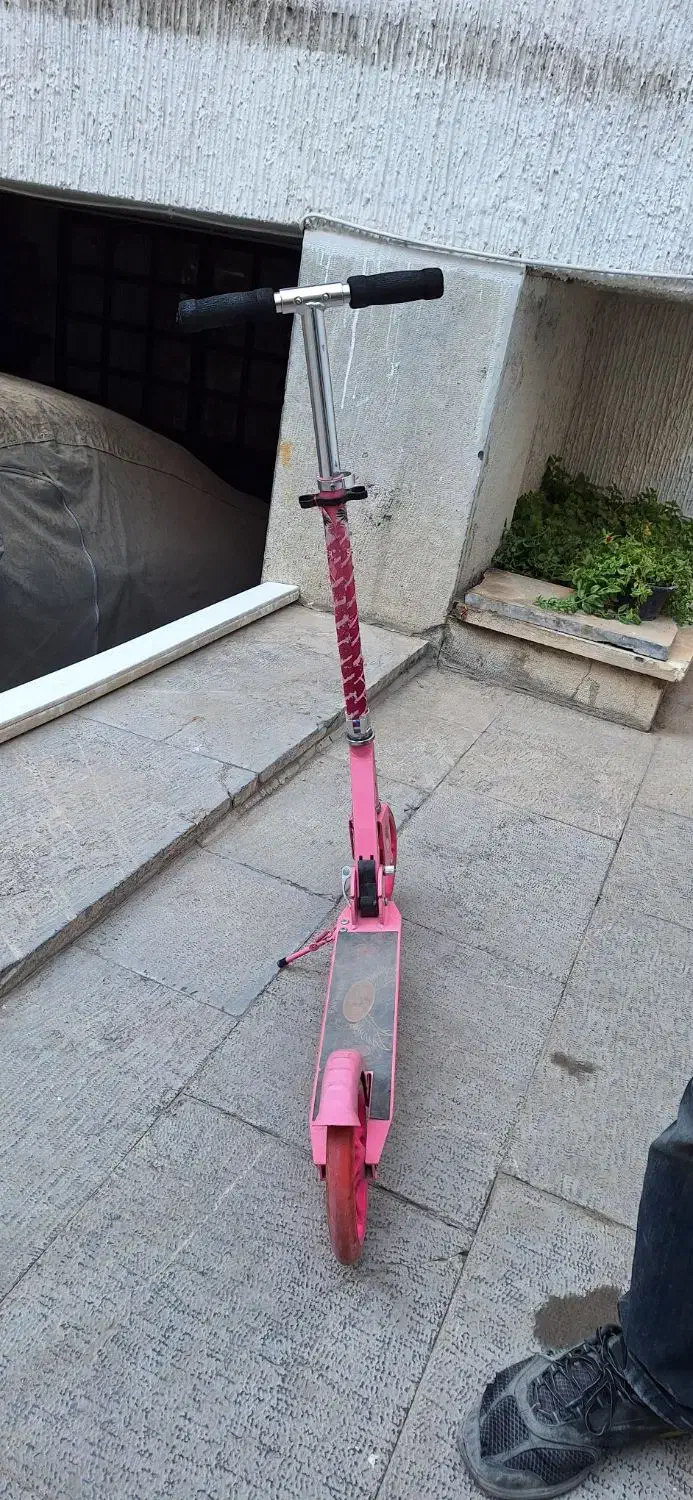 اسکوتر دخترانه سالم|دوچرخه، اسکیت، اسکوتر|لواسان, |دیوار