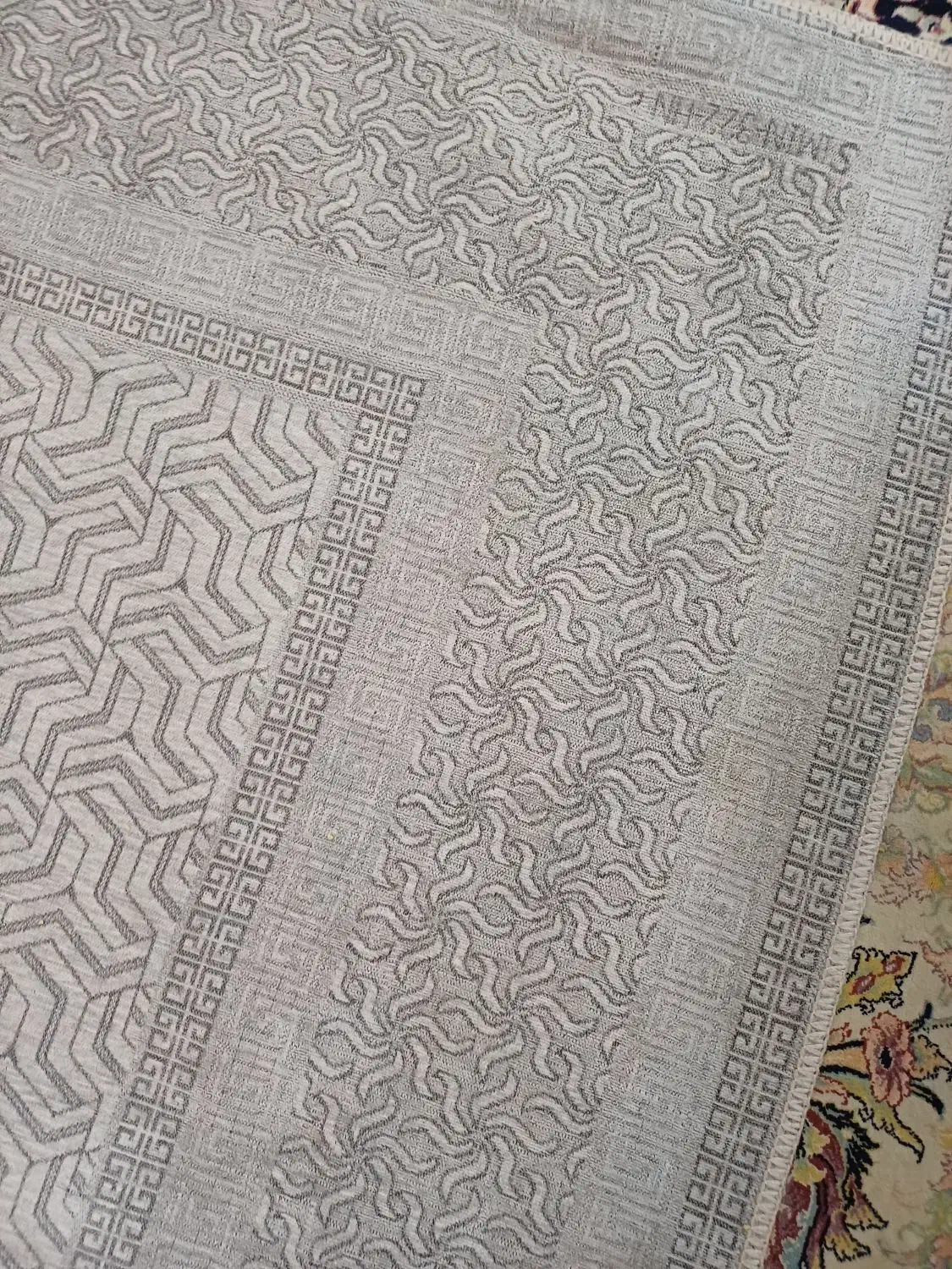 روفرشی مخمل ۶ و۳ متری|روفرشی|تهران, قصر فیروزه ۲|دیوار