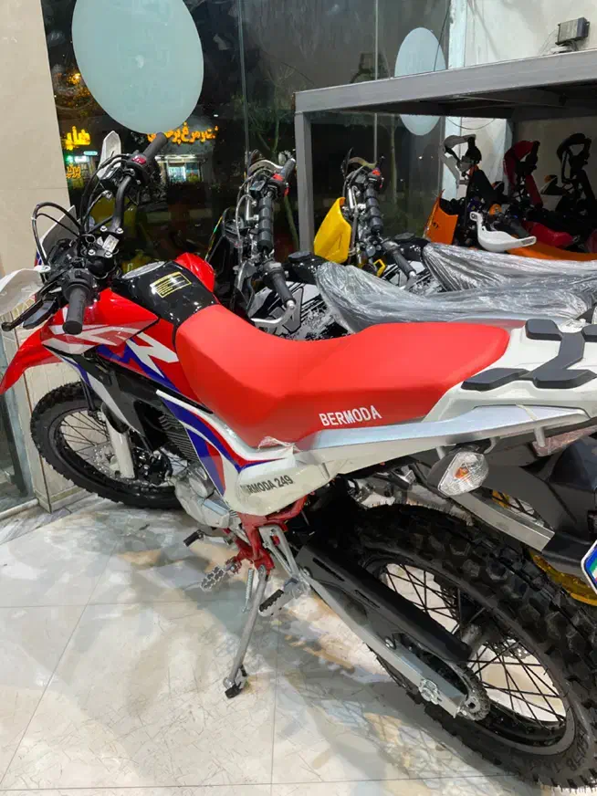 تریل ۲۵۰ ۶ دنده برمودا  (( نیما  موتور ))|موتورسیکلت|مشهد, چهارچشمه|دیوار