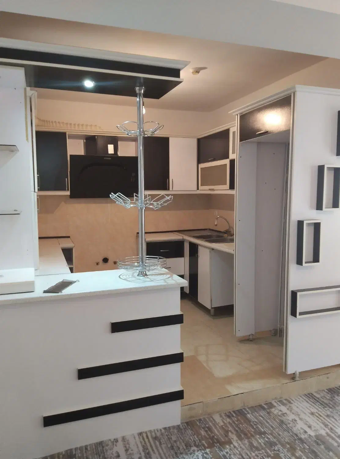 آپارتمان شیک / سهند فاز 3/ قیمت مناسب|فروش آپارتمان|سهند, |دیوار