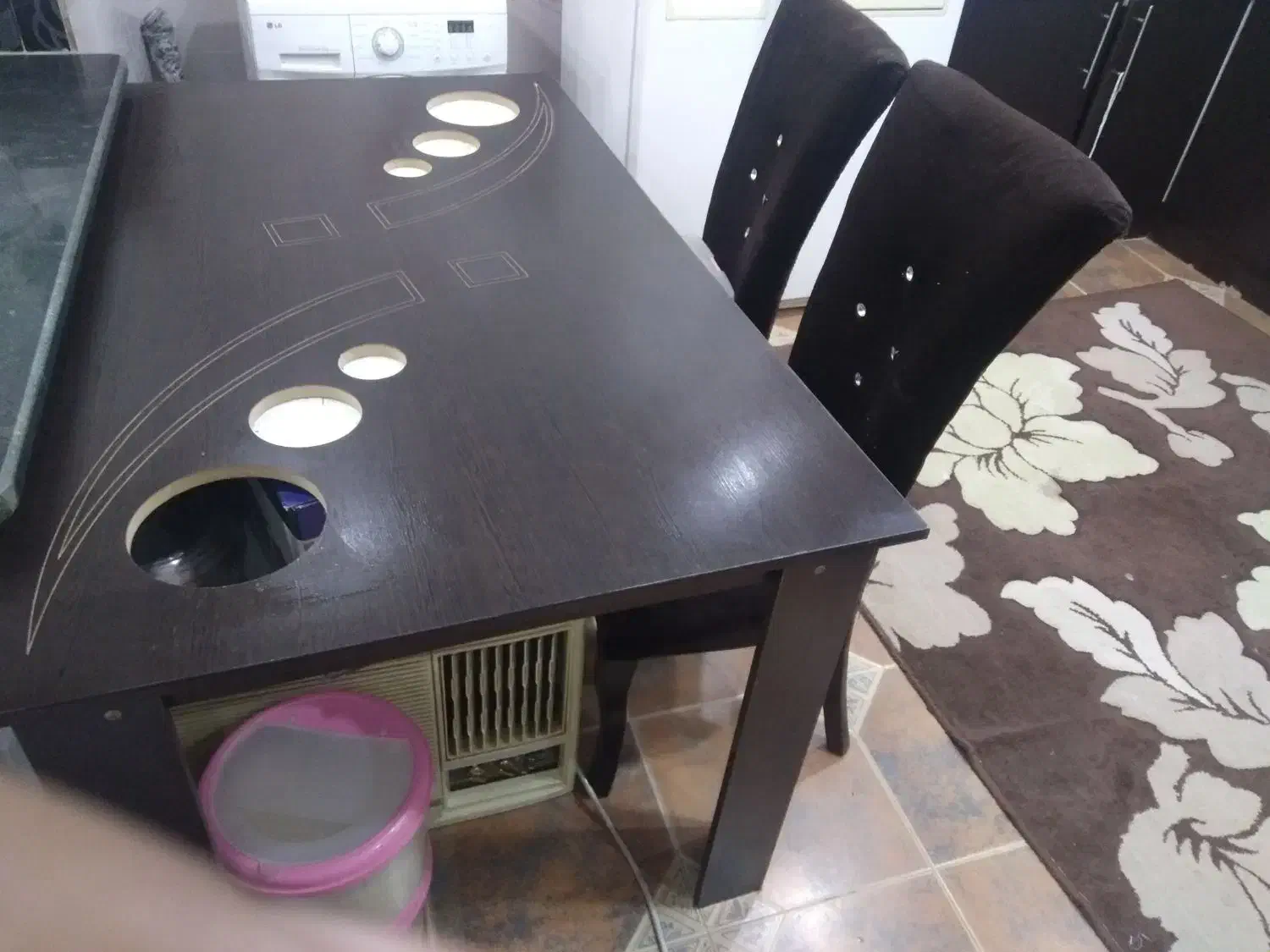 میز غذا خوری|میز و صندلی غذاخوری|اهواز, اسماعیلیه|دیوار