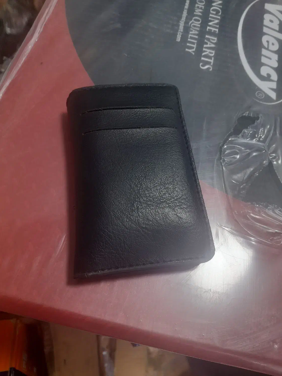 مدارک گمشده|اشیا|سنندج, |دیوار