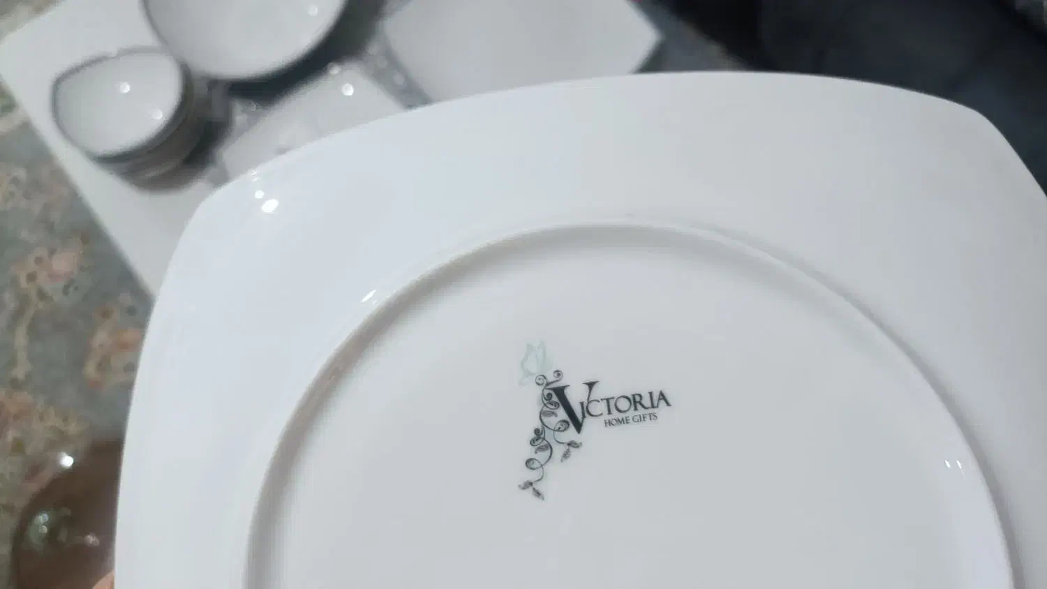 سرویس چینی|ظروف سرو و پذیرایی|همدان, |دیوار