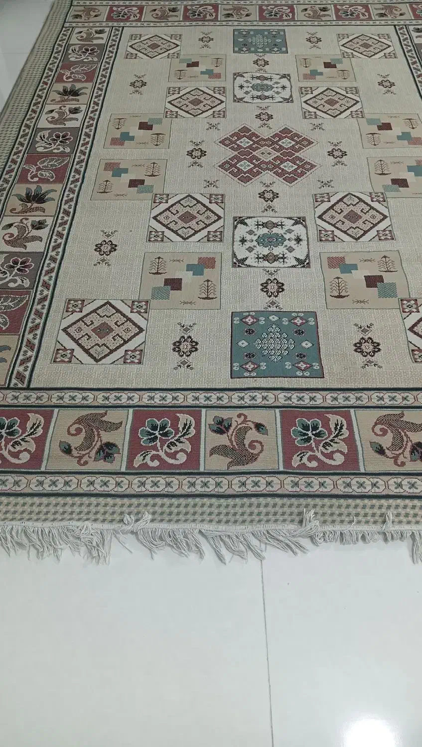 گلیم ۶ متری سالم و تمیز|گلیم، جاجیم، گبه|فولادشهر, C7|دیوار