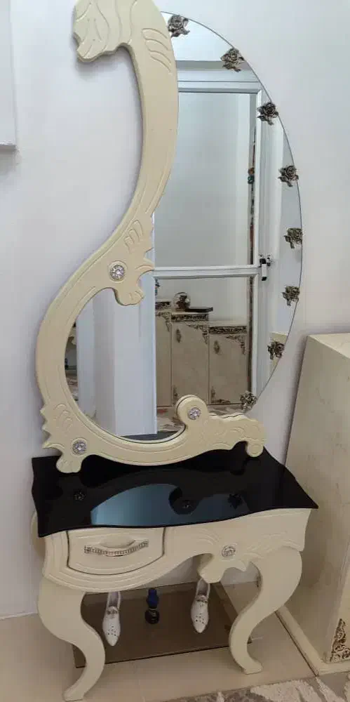 آینه و کنسول|بوفه، ویترین، کنسول|آستارا, |دیوار