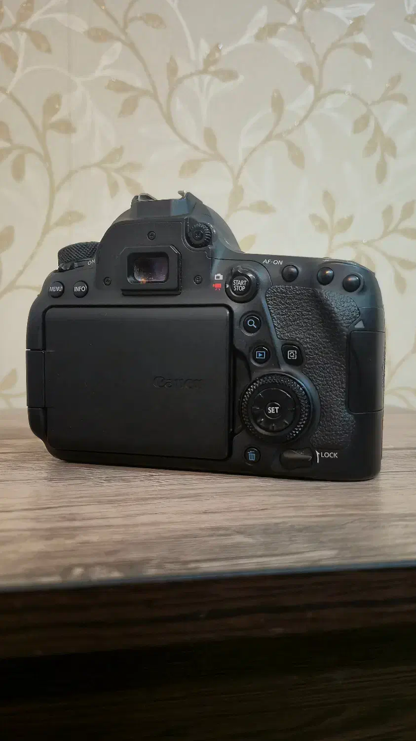 دوربین عکاسی Canon 6d mark ii|دوربین عکاسی و فیلم‌برداری|اصفهان, ملک|دیوار