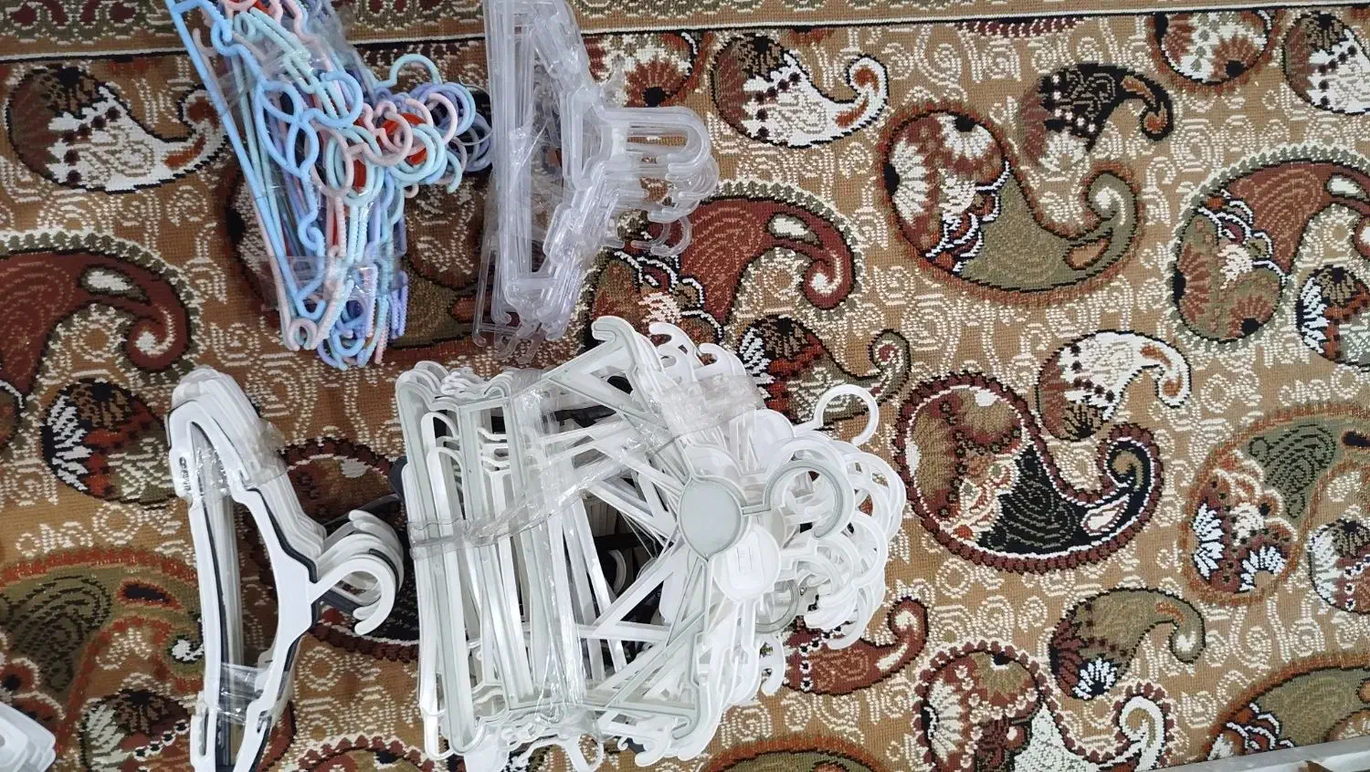 چوب لباسی|بندرخت و رخت‌آویز|زنجان, |دیوار