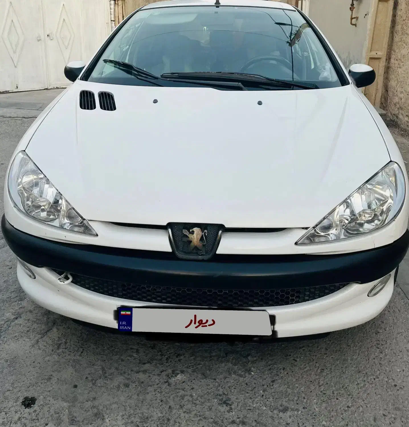 206 صندوقدار v8|خودرو سواری و وانت|سیراف, |دیوار