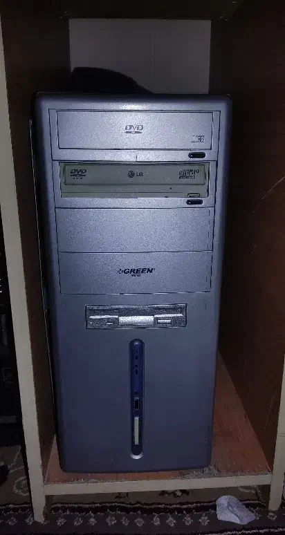 کامپیوتر گرین درحد نو|رایانه رومیزی|خاش, |دیوار