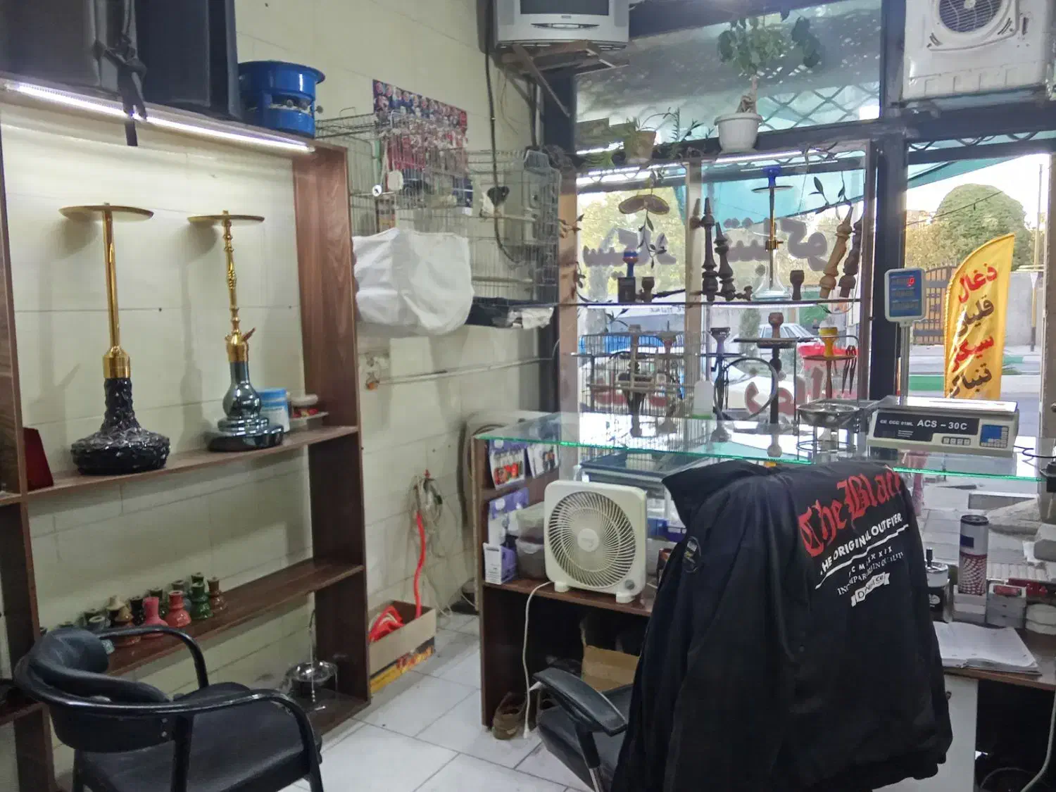 واگذاری مغازه همانطور که در تصویر مشاهده میکنید|اجارهٔ مغازه و غرفه|کوهسار (البرز), |دیوار