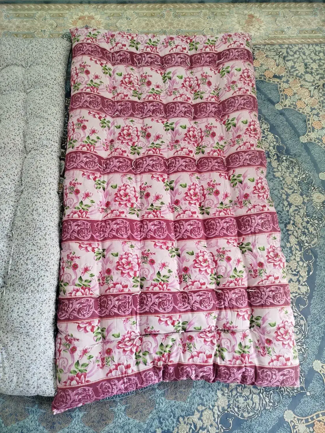 دوخت و تعمیر انواع تشک|خدمات پیشه و مهارت|رشت, استادسرا|دیوار