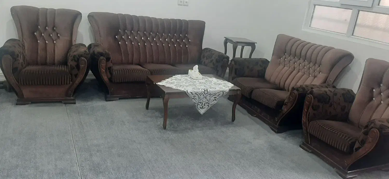 مبل هفت نفره با میز الان هم ازشون استفاده میکنیم|مبلمان خانگی و میز عسلی|اندیمشک, |دیوار