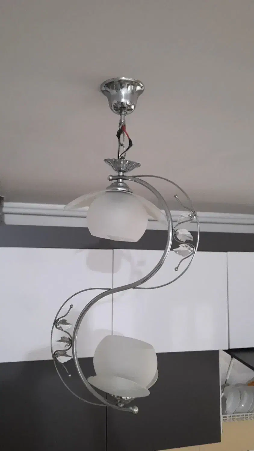 لوستر آشپزخانه|لوستر و چراغ آویز|لاهیجان, کوی زمانی|دیوار