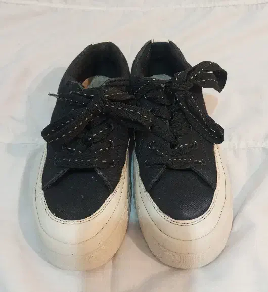 کفش اسپورت سایز۳۶|کیف، کفش، کمربند|اهر, |دیوار